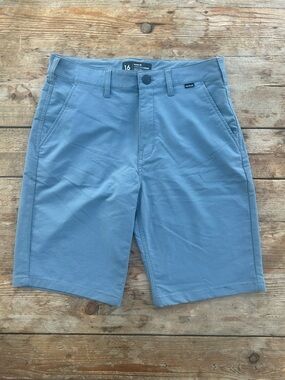 9 in Hurley/Nike dry fit boys gray Flat Front Shorts
